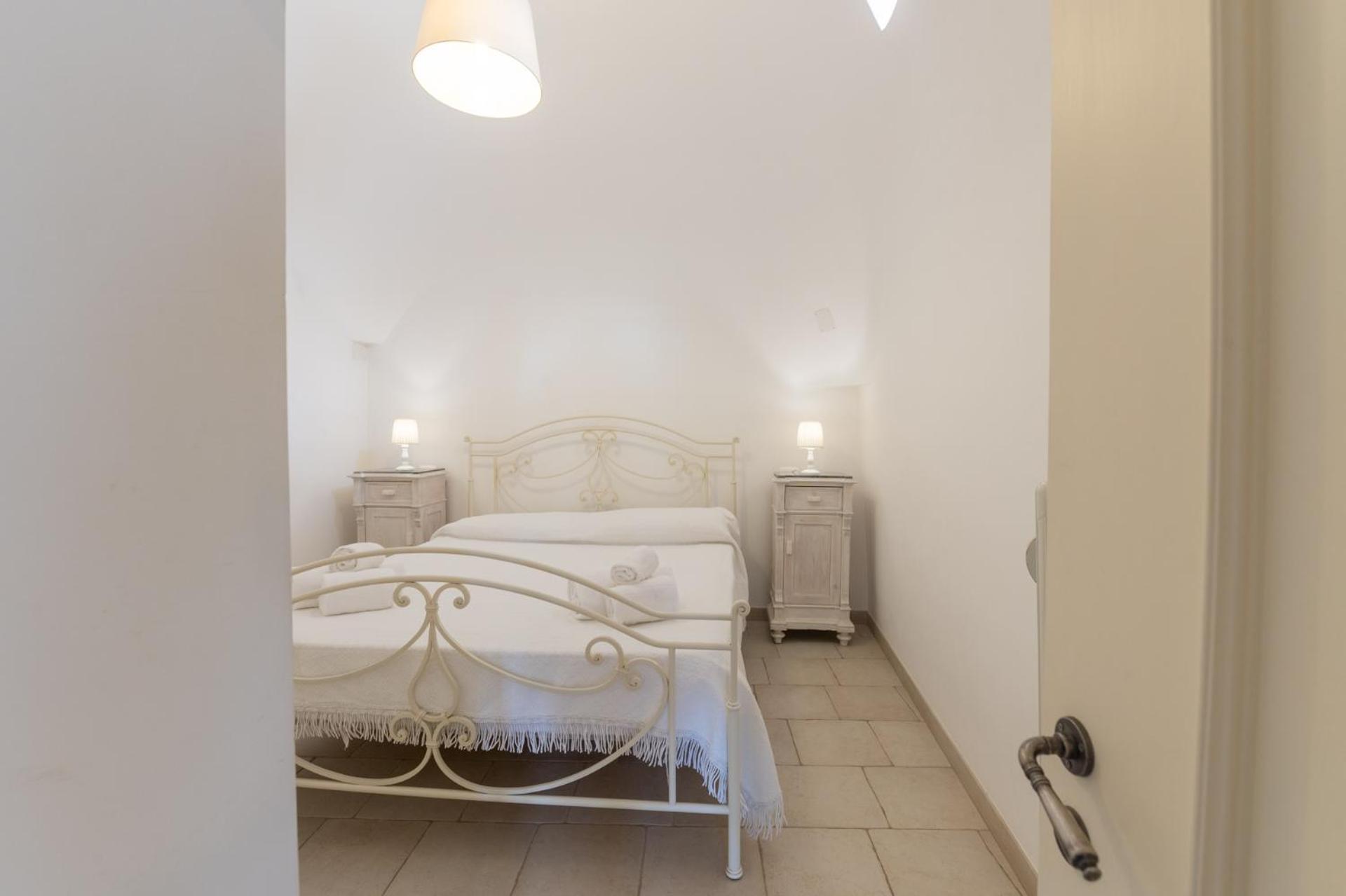 チステルニーノ Trulli Di Mezzaヴィラ エクステリア 写真